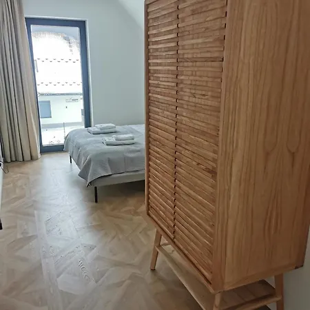 Kacik Na Dolinie Gron