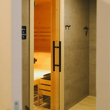 Kacik Na Dolinie * Groń